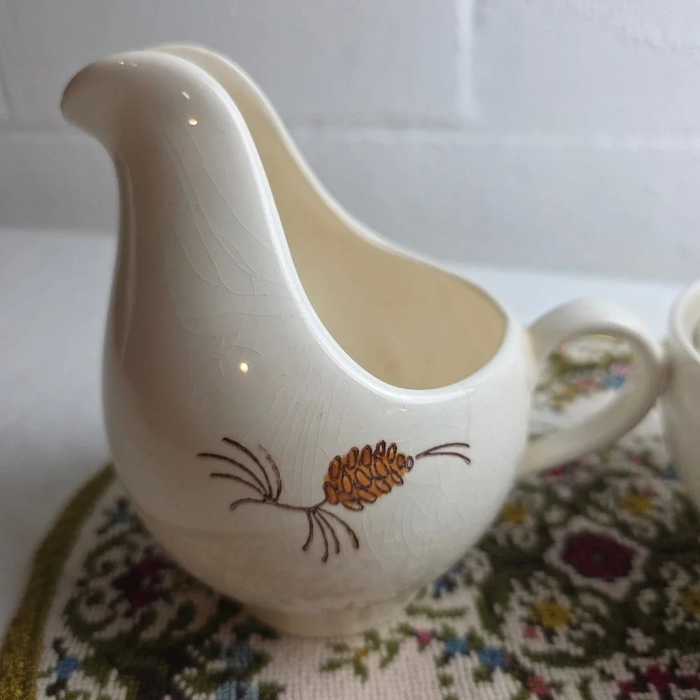 Vintage 1950s Stetson Marcrest Pine Cone Creamer Lidded Sugar Bowl Set MCM